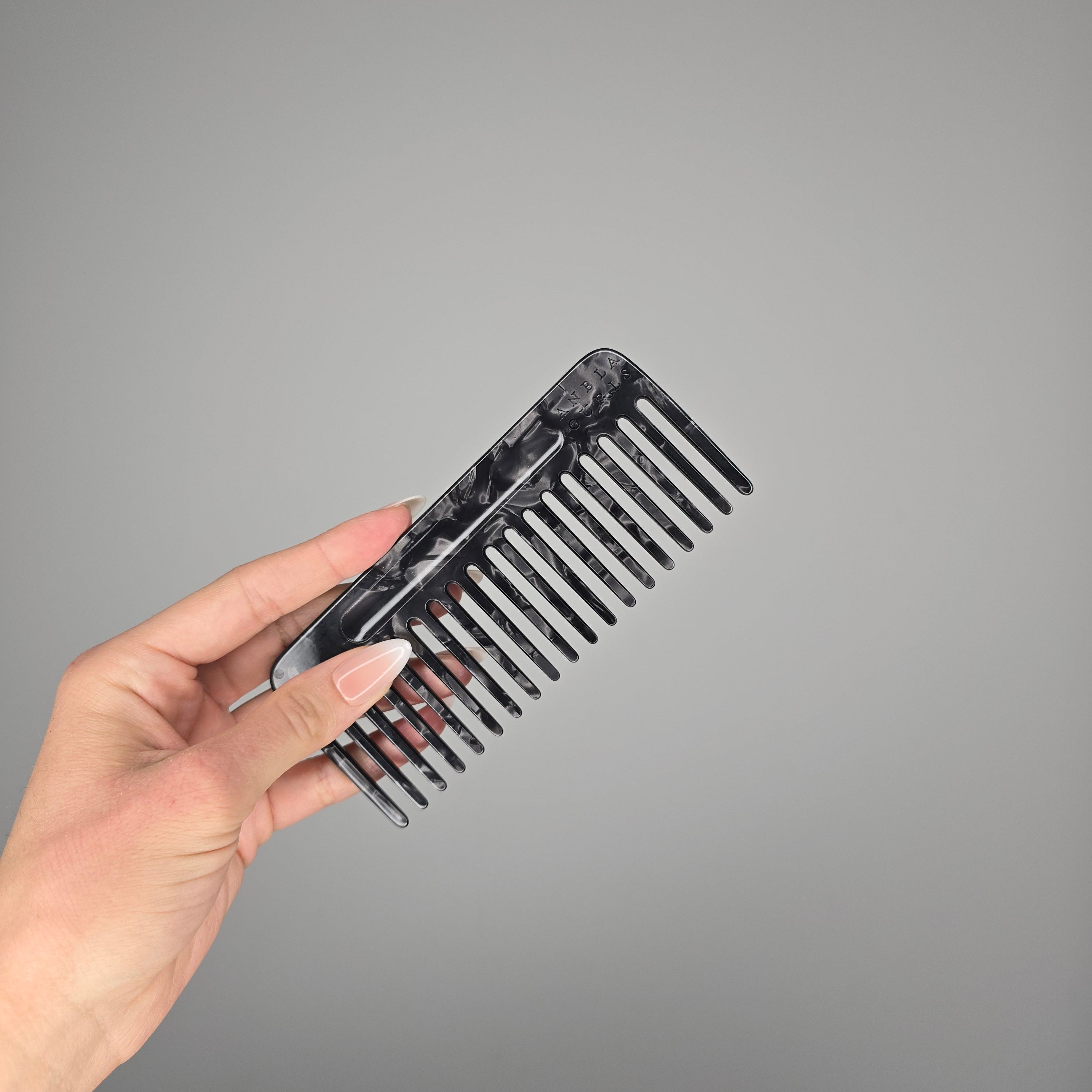 Define Comb